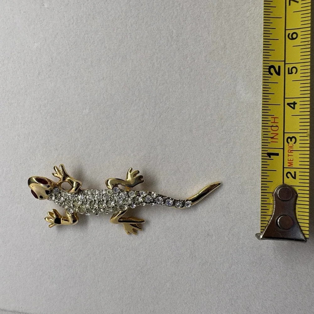 Vintage Gold Tone‎ & Rhinestones Lizard Brooch Pin